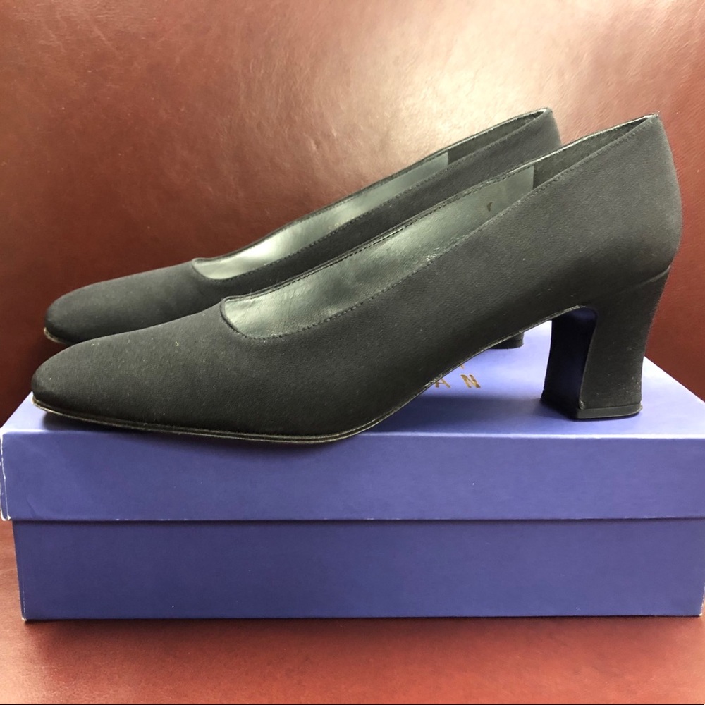 Stuart Weitzman Osmary Heels in Black Peau